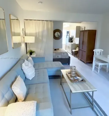 1050 Pennsylvania Avenue Miami Beach FL 33139