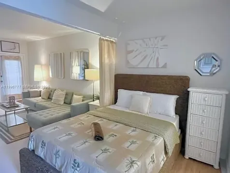 1050 Pennsylvania Avenue Miami Beach FL 33139