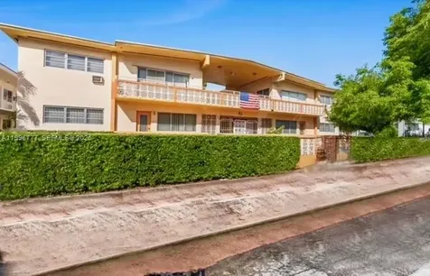 1050 Pennsylvania Avenue Miami Beach FL 33139