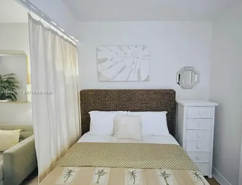 1050 Pennsylvania Avenue Miami Beach FL 33139
