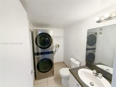 2455 W 67th Place Hialeah FL 33016