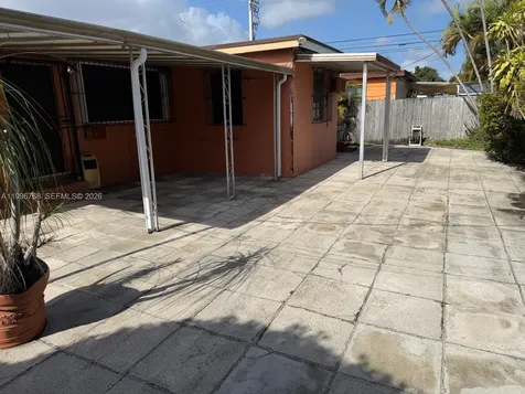 1185 W 32nd Street Hialeah FL 33012