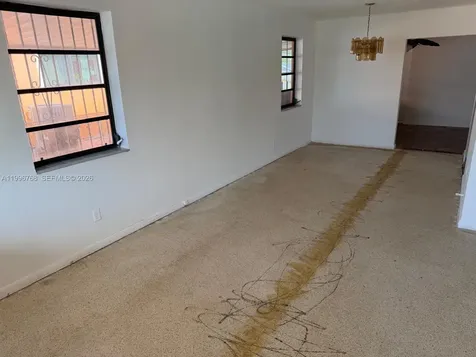 1185 W 32nd Street Hialeah FL 33012