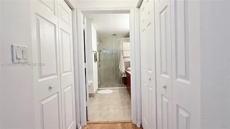 8900 NW 107th Court Doral FL 33178