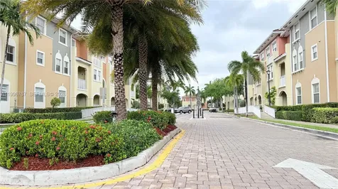 8900 NW 107th Court Doral FL 33178