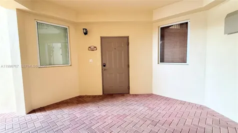 8900 NW 107th Court Doral FL 33178