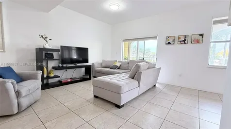 8900 NW 107th Court Doral FL 33178