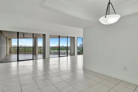 2901 S Bayshore Drive Miami FL 33133