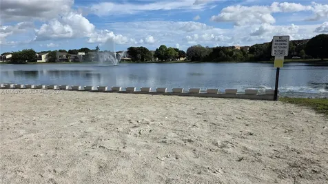 9375 Fontainebleau Boulevard Miami FL 33172