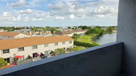 9375 Fontainebleau Boulevard Miami FL 33172