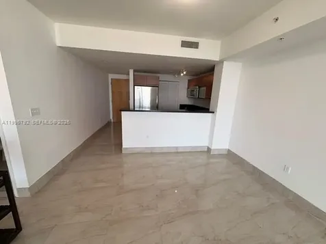 253 NE 2nd Street Miami FL 33132