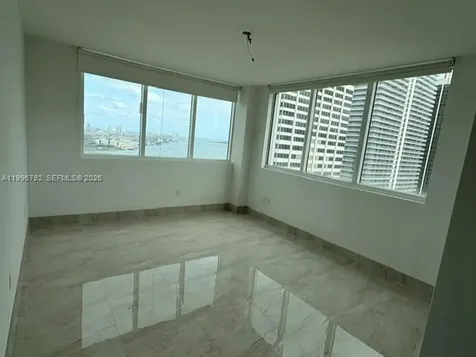253 NE 2nd Street Miami FL 33132