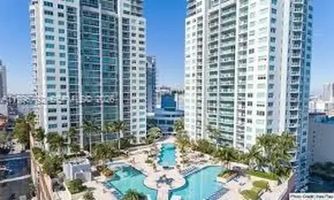 253 NE 2nd Street Miami FL 33132