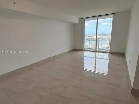 253 NE 2nd Street Miami FL 33132