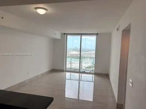 253 NE 2nd Street Miami FL 33132