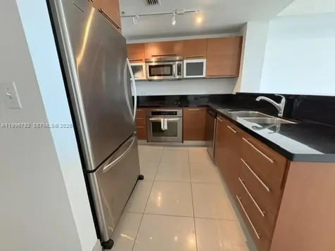 253 NE 2nd Street Miami FL 33132
