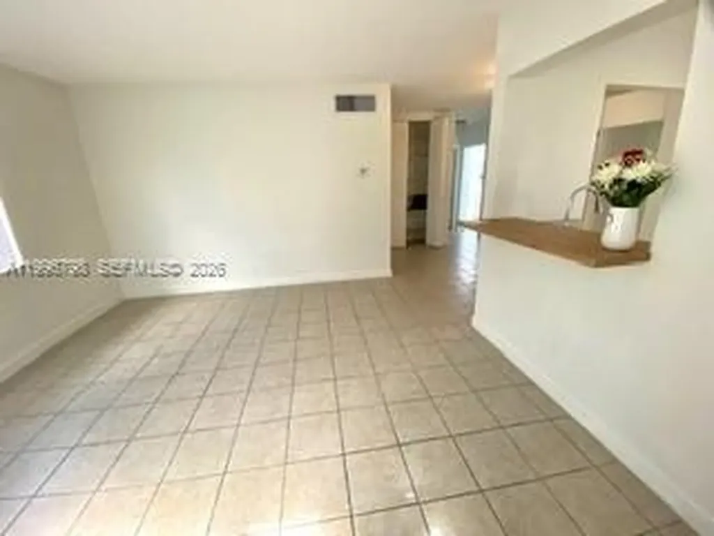 2219 Polk Street Hollywood FL 33020