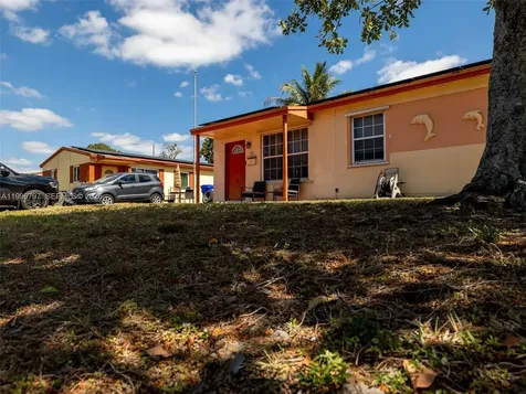 1331 N 69th Avenue Hollywood FL 33024