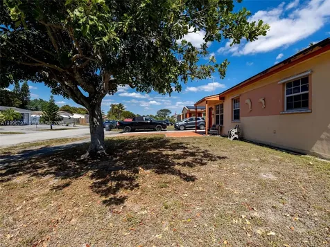1331 N 69th Avenue Hollywood FL 33024