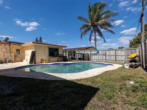 1331 N 69th Avenue Hollywood FL 33024