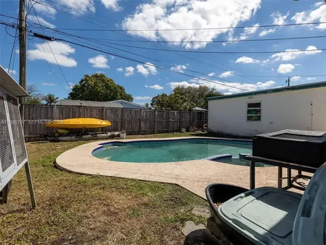 1331 N 69th Avenue Hollywood FL 33024