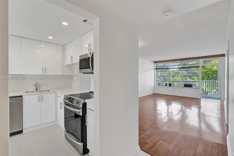 3181 S Ocean Drive Hallandale Beach FL 33009
