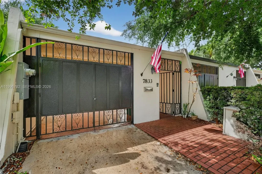 7833 SW 102nd Place Miami FL 33173