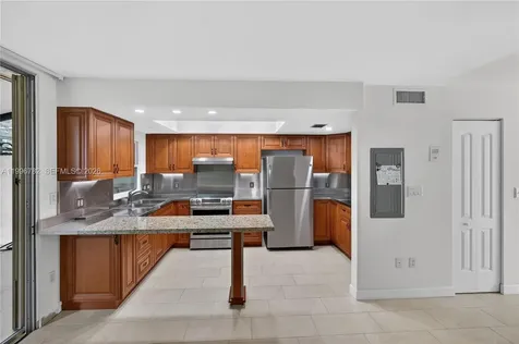 7833 SW 102nd Place Miami FL 33173