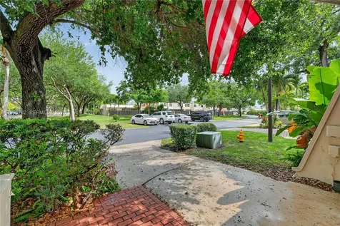7833 SW 102nd Place Miami FL 33173