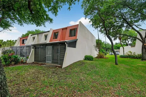 7833 SW 102nd Place Miami FL 33173