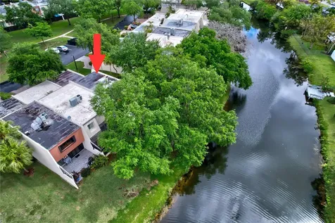 7833 SW 102nd Place Miami FL 33173