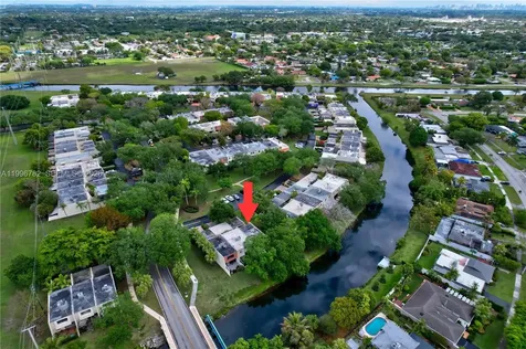 7833 SW 102nd Place Miami FL 33173
