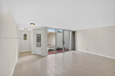 7833 SW 102nd Place Miami FL 33173