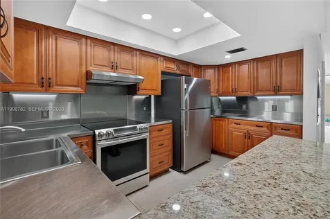 7833 SW 102nd Place Miami FL 33173
