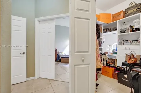3982 W Whitewater Avenue Weston FL 33332