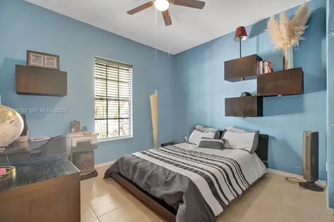 3982 W Whitewater Avenue Weston FL 33332