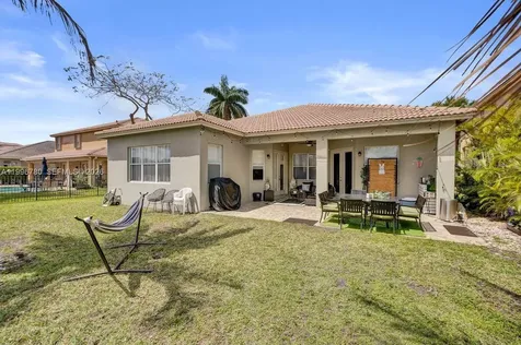 3982 W Whitewater Avenue Weston FL 33332