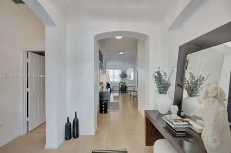 3982 W Whitewater Avenue Weston FL 33332