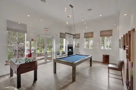 3982 W Whitewater Avenue Weston FL 33332