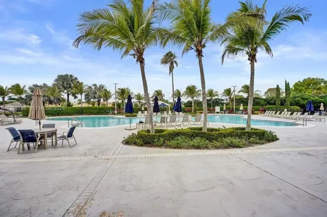 3982 W Whitewater Avenue Weston FL 33332