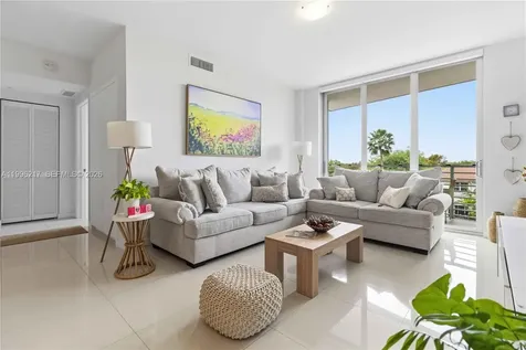 7875 NW 107th Avenue Doral FL 33178
