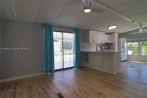 221 Grassy Key Naples FL 34114