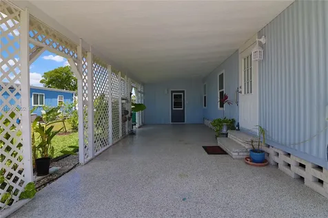 221 Grassy Key Naples FL 34114