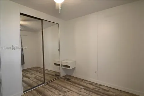 221 Grassy Key Naples FL 34114