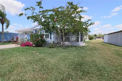 221 Grassy Key Naples FL 34114