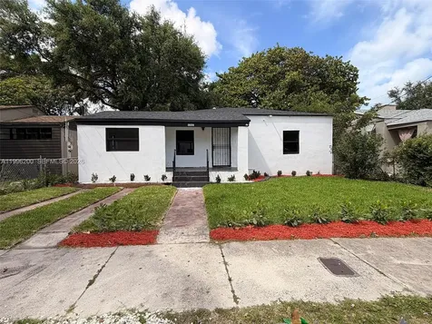1261 NW 45th Street Miami FL 33142