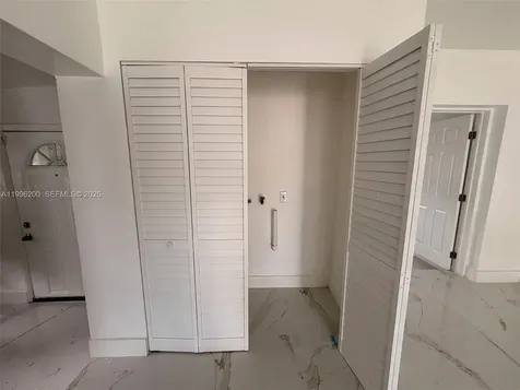 1261 NW 45th Street Miami FL 33142