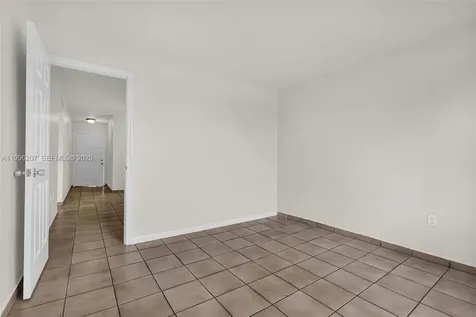 4655 Palm Avenue Hialeah FL 33012