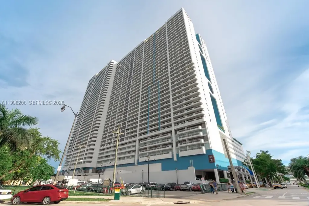 1717 N Bayshore Drive Miami FL 33132