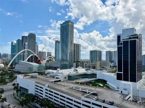 1717 N Bayshore Drive Miami FL 33132